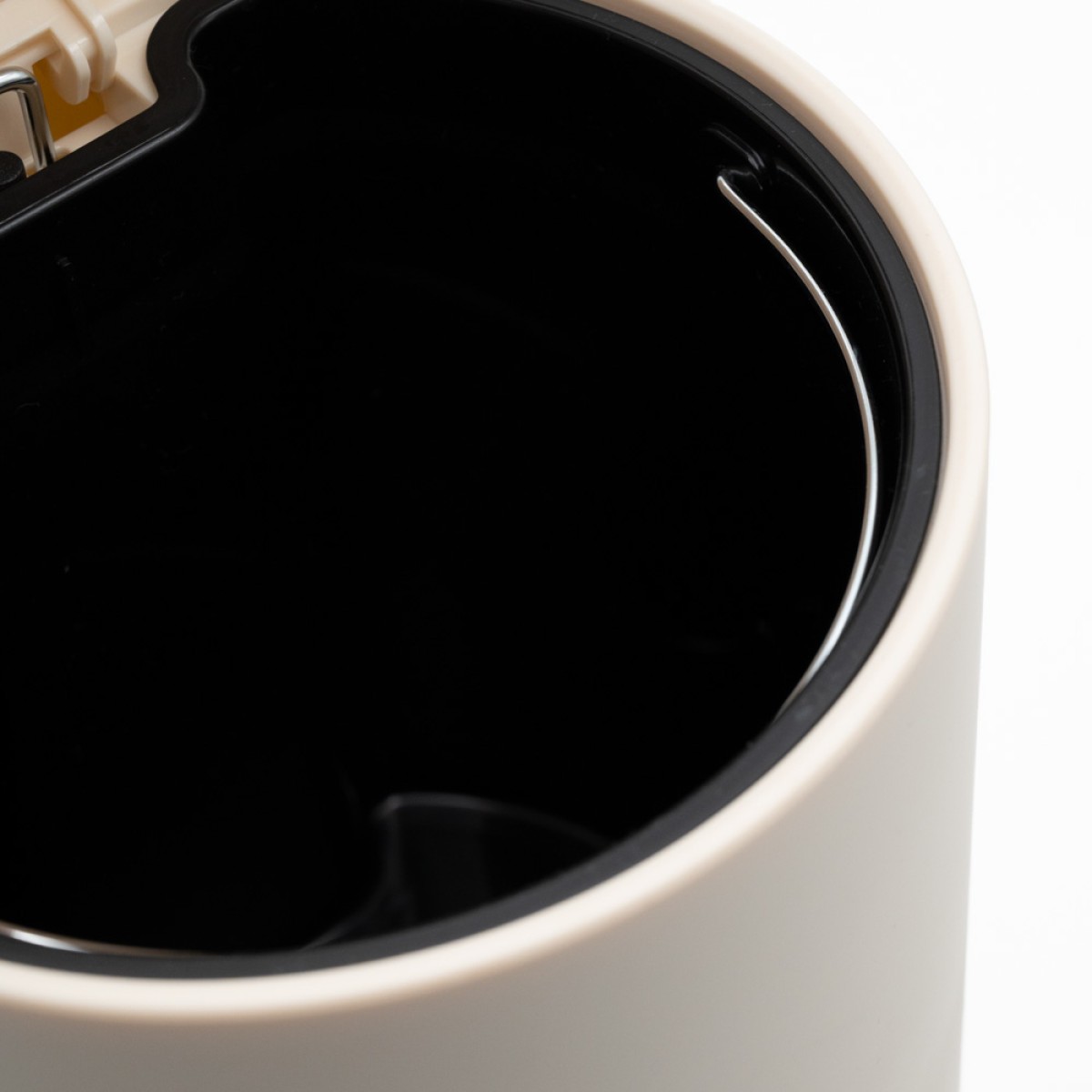 Nordic Sand Σετ Κάδος 5lt Soft Close & Πιγκάλ ABS Rubber Soft-Touch