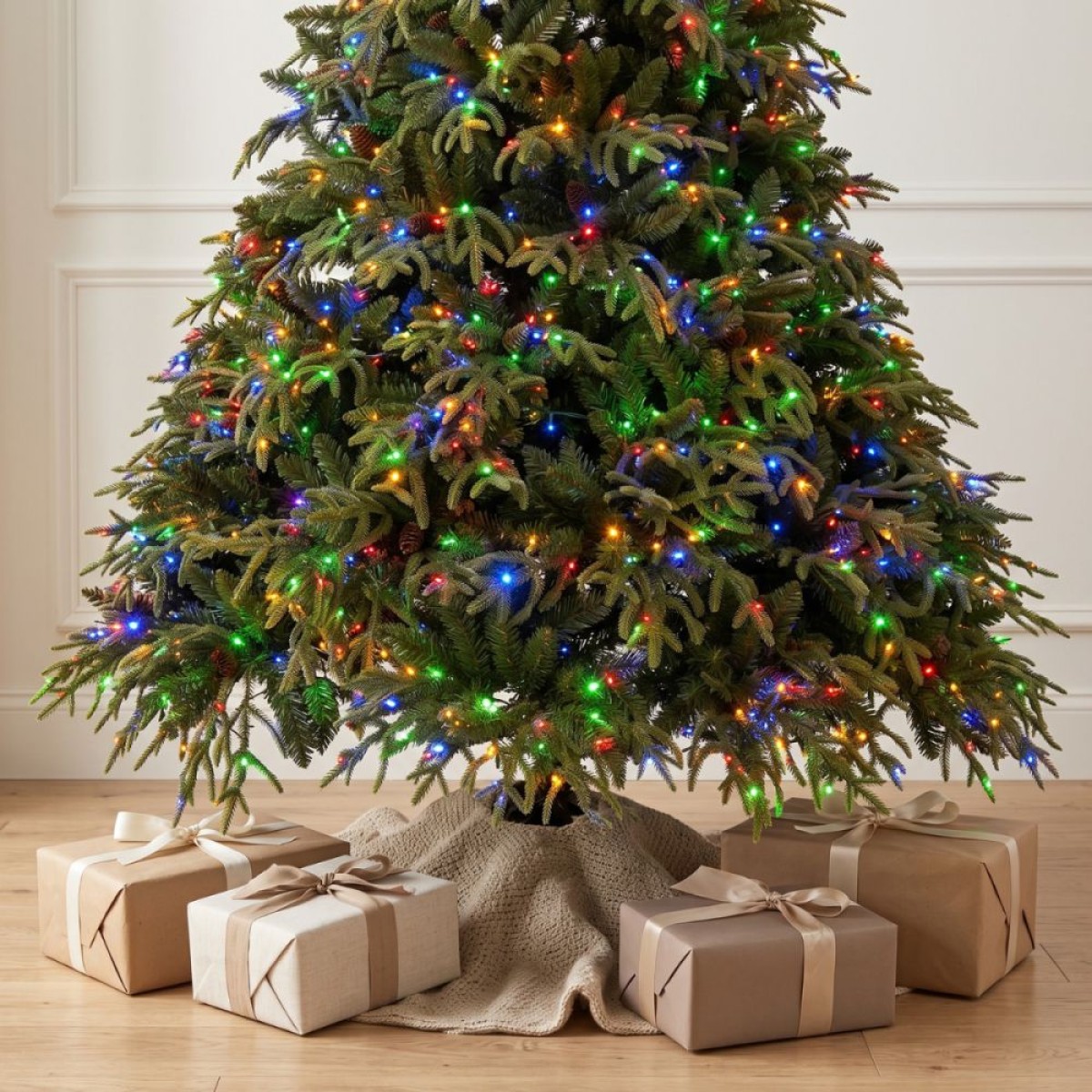 Χριστουγεννιάτικο Δέντρο Pre-Lit Franklin Fir 240εκ με 2.000 LED Θερμά Λευκά & Πολύχρωμα Λαμπάκια & 10 Προγράμματα - Iliadis Decoration 90549