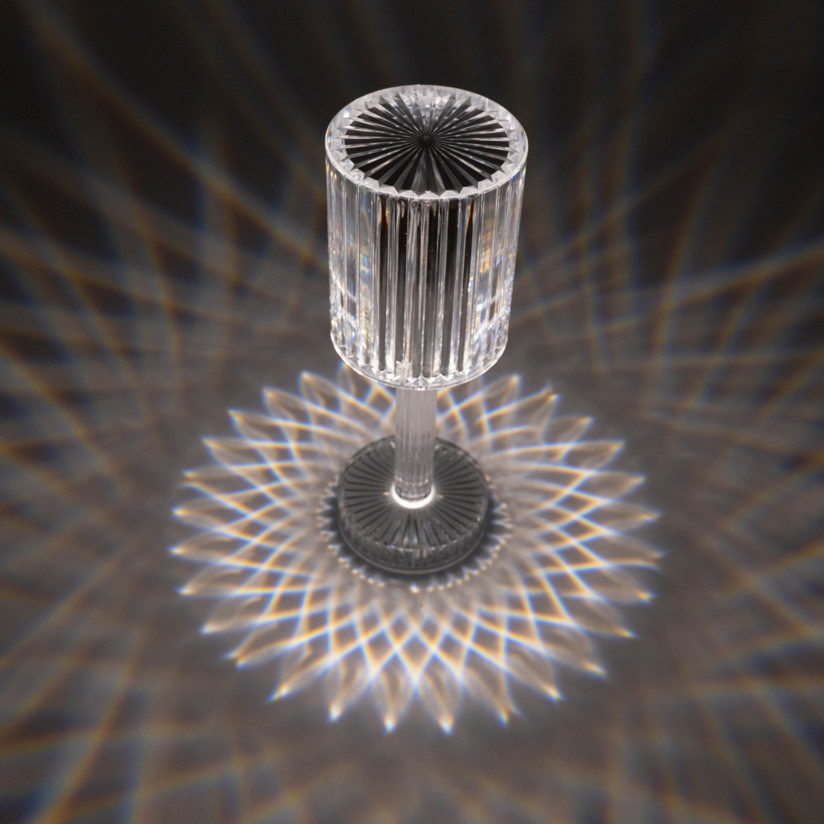 Επιτραπέζιο Φωτιστικό Line LED Αφής – Επαναφορτιζόμενο USB με 3 Ρυθμίσεις Φωτός & Γραμμικό Κρυστάλλιο Εφέ