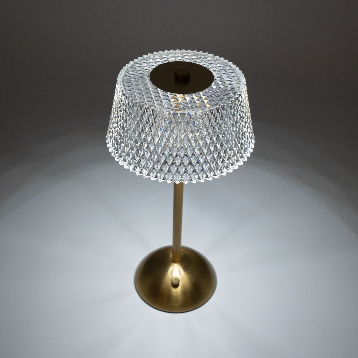 Επιτραπέζιο Φωτιστικό Diamond LED Αφής με Μεταλλική Χρυσή Βάση, 3 Ρυθμίσεις Φωτός & Κρυστάλλινο Εφέ