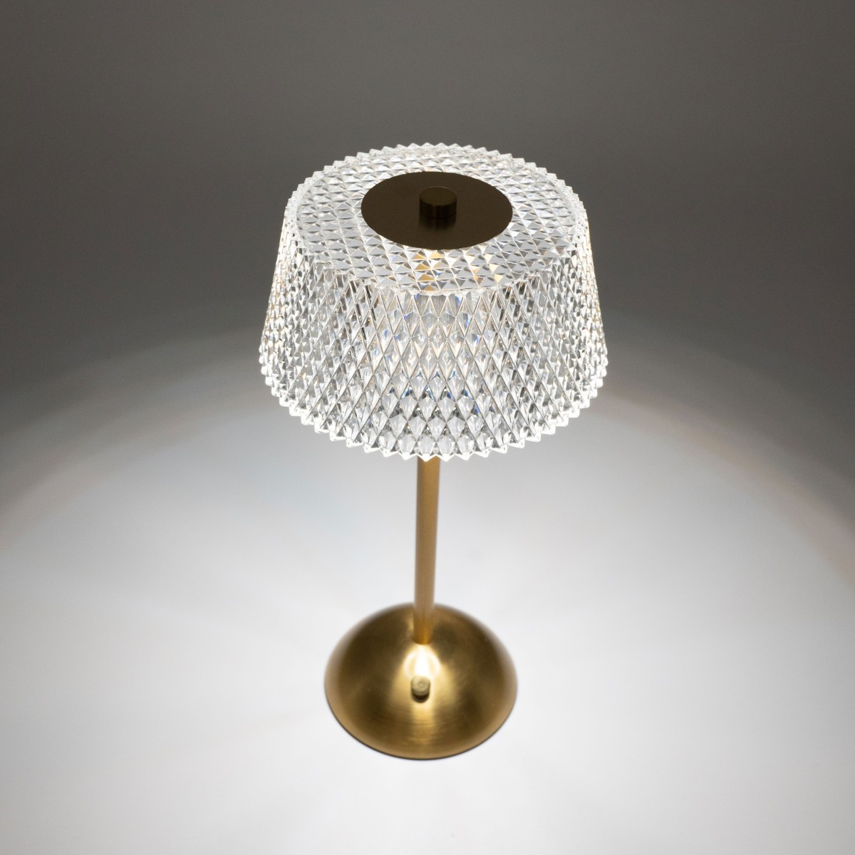 Επιτραπέζιο Φωτιστικό Diamond LED Αφής με Μεταλλική Χρυσή Βάση, 3 Ρυθμίσεις Φωτός & Κρυστάλλινο Εφέ