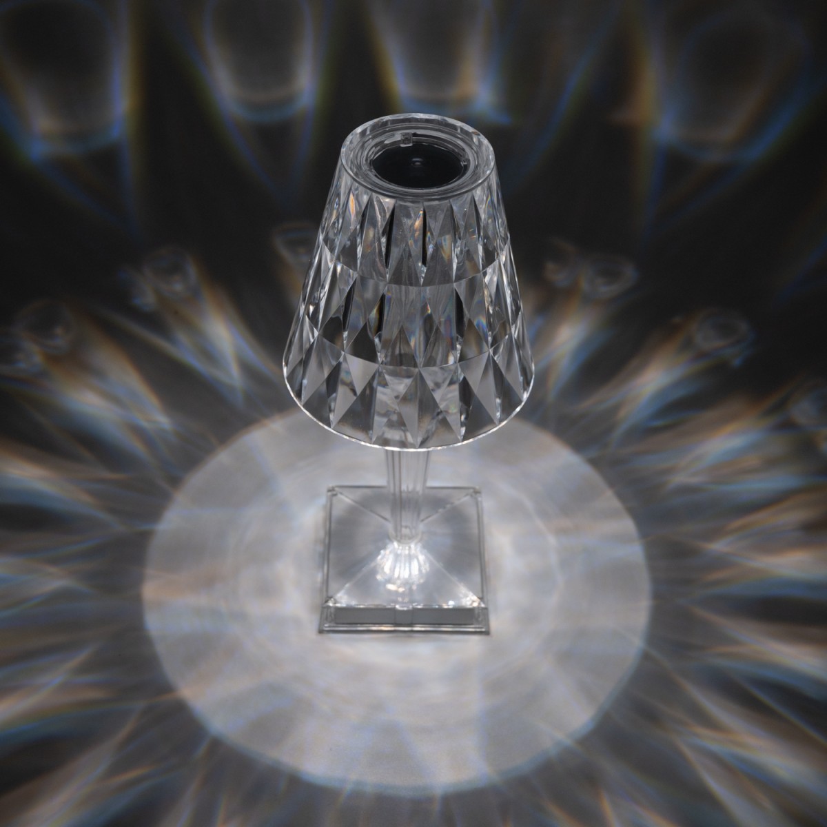 Επιτραπέζιο Φωτιστικό Diamond LED Αφής – Επαναφορτιζόμενο USB με 3 Ρυθμίσεις Φωτός & Κρυστάλλινο Εφέ