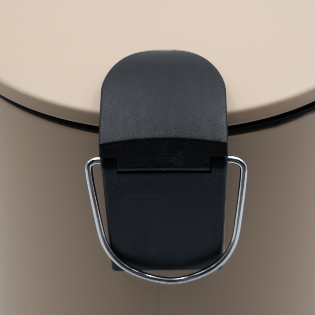 Hotel Classic Ochre Σετ Πεντάλ 5lt με Soft Close & Πιγκάλ Μεταλλικό