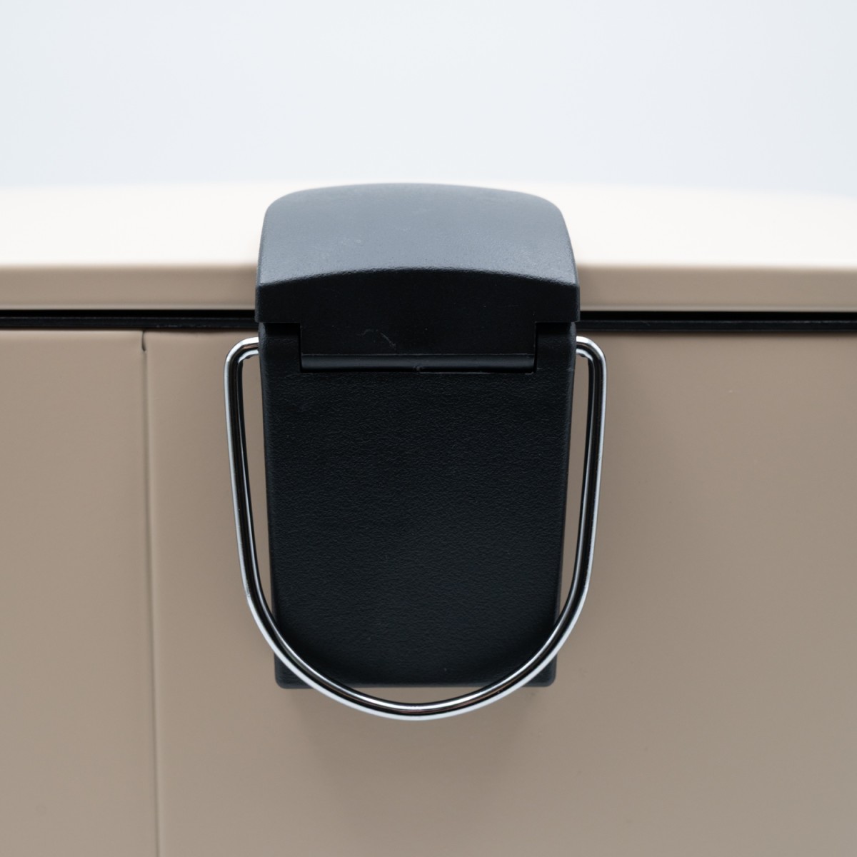 Hotel Cubic Ochre Σετ Πεντάλ 5lt με Soft Close & Πιγκάλ Μεταλλικό