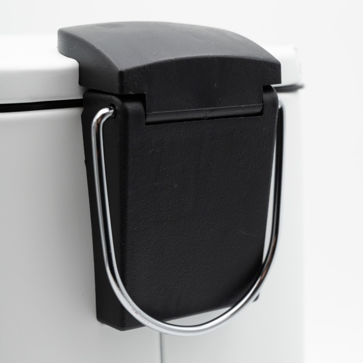 Hotel Slim White Σετ Πεντάλ 5lt με Soft Close & Πιγκάλ Μεταλλικό
