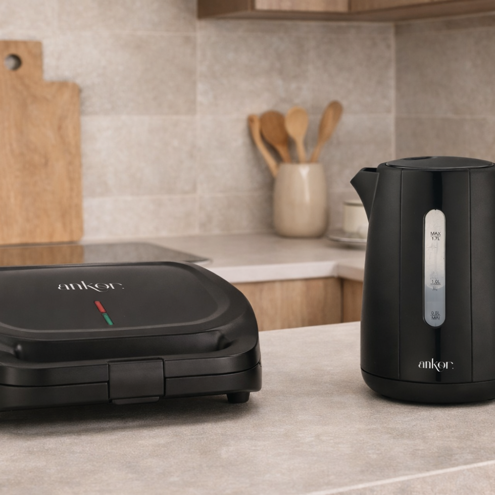 Ankor Black Σετ Συσκευών Κουζίνας – Τοστιέρα 1300W 4 Θέσεων & Βραστήρας 2200W 1.7Lt