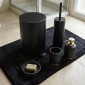 Antique Black Master Σετ Μπάνιου 6 Τεμαχίων: Κάδος 5L Soft Close, Πιγκάλ, Σετ Νιπτήρα με Χρυσή Αντικέ Βάση & Πατάκι Memory Foam 50x80cm