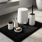Nordic Black & White Master Complete Σετ Μπάνιου 6 Τεμαχίων: Κάδος 5L Soft Close, Πιγκάλ, Σετ Νιπτήρα ABS Rubber Soft-Touch & Πατάκι Memory Foam 50x80cm