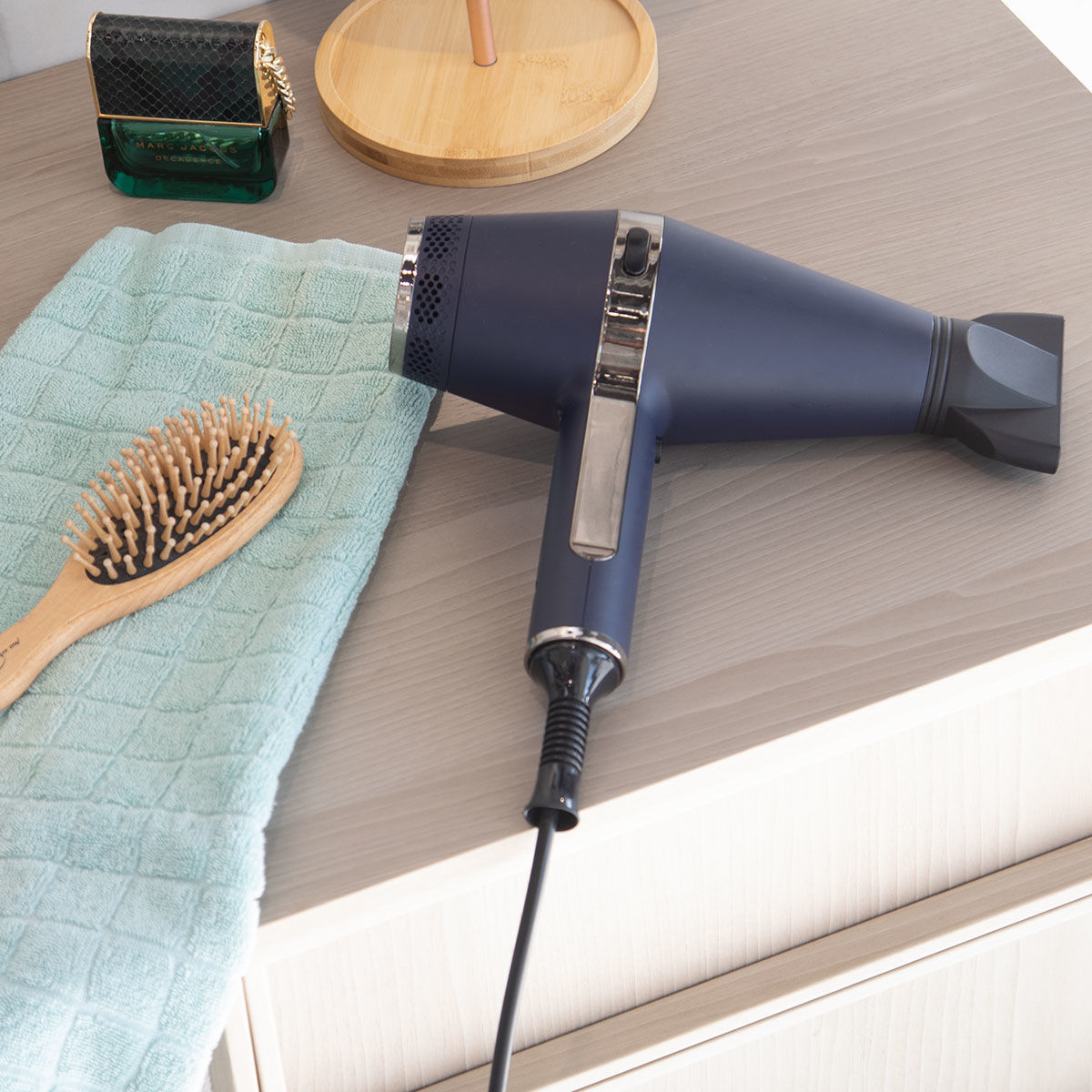 Estia Hair Luxe Pro Πιστολλάκι Μαλλιών 2200W με AC Μοτέρ & Επαγγελματικά Αξεσουάρ