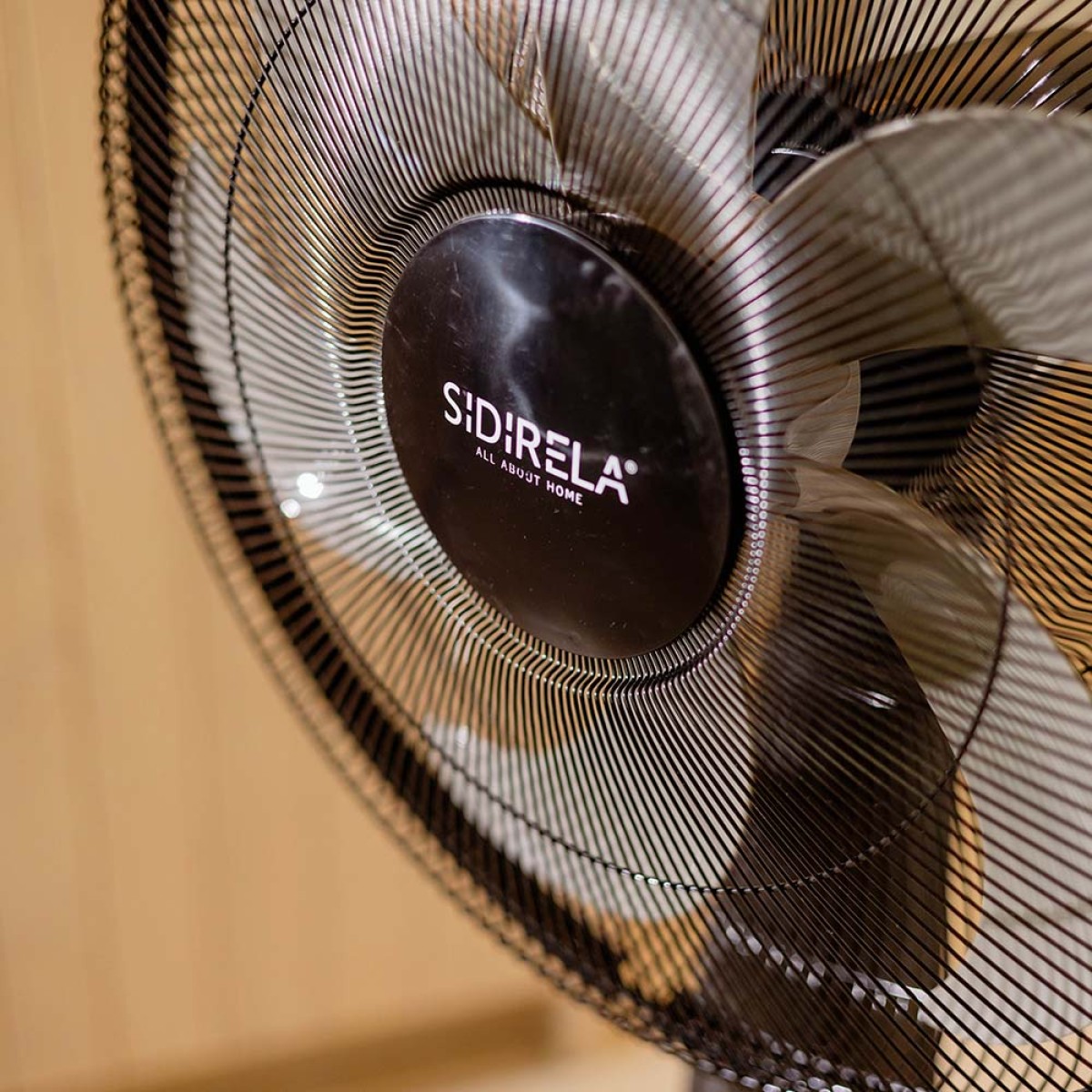 Ψηφιακός Ανεμιστήρας Ορθοστάτης Turbo 100W με Τηλεχειριστήριο, Οθόνη LED & Χρονοδιακόπτη